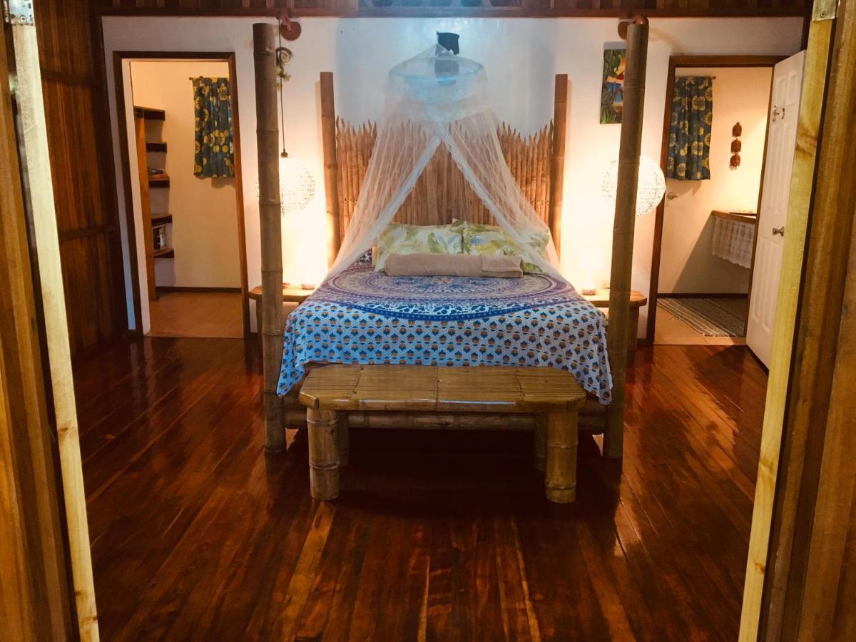 Coral Hill Bungalows Cahuita Extérieur photo
