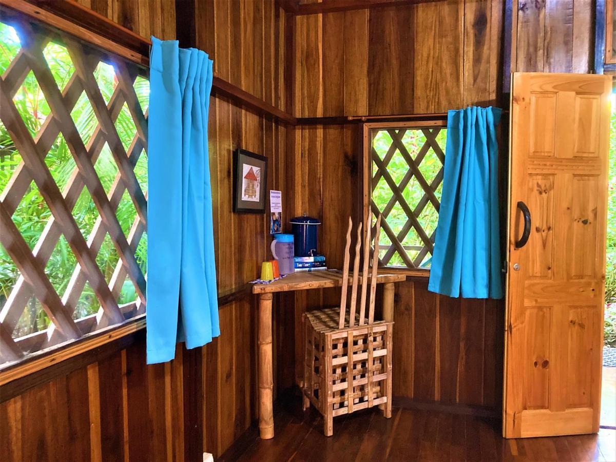Coral Hill Bungalows Cahuita Extérieur photo