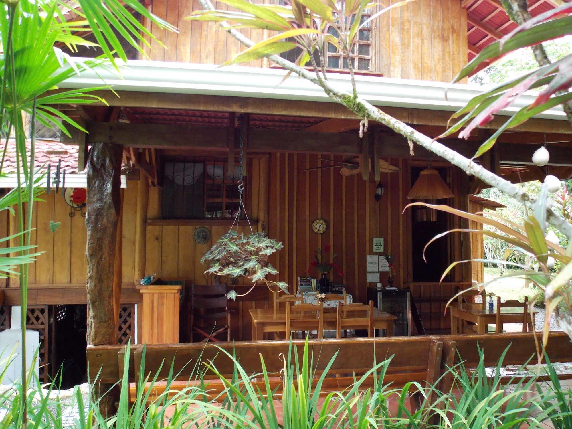 Coral Hill Bungalows Cahuita Extérieur photo