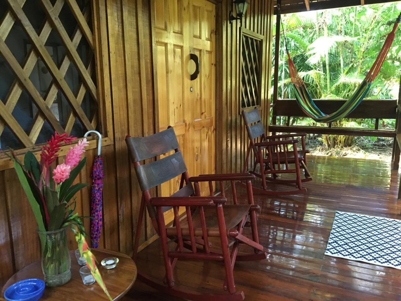 Coral Hill Bungalows Cahuita Extérieur photo