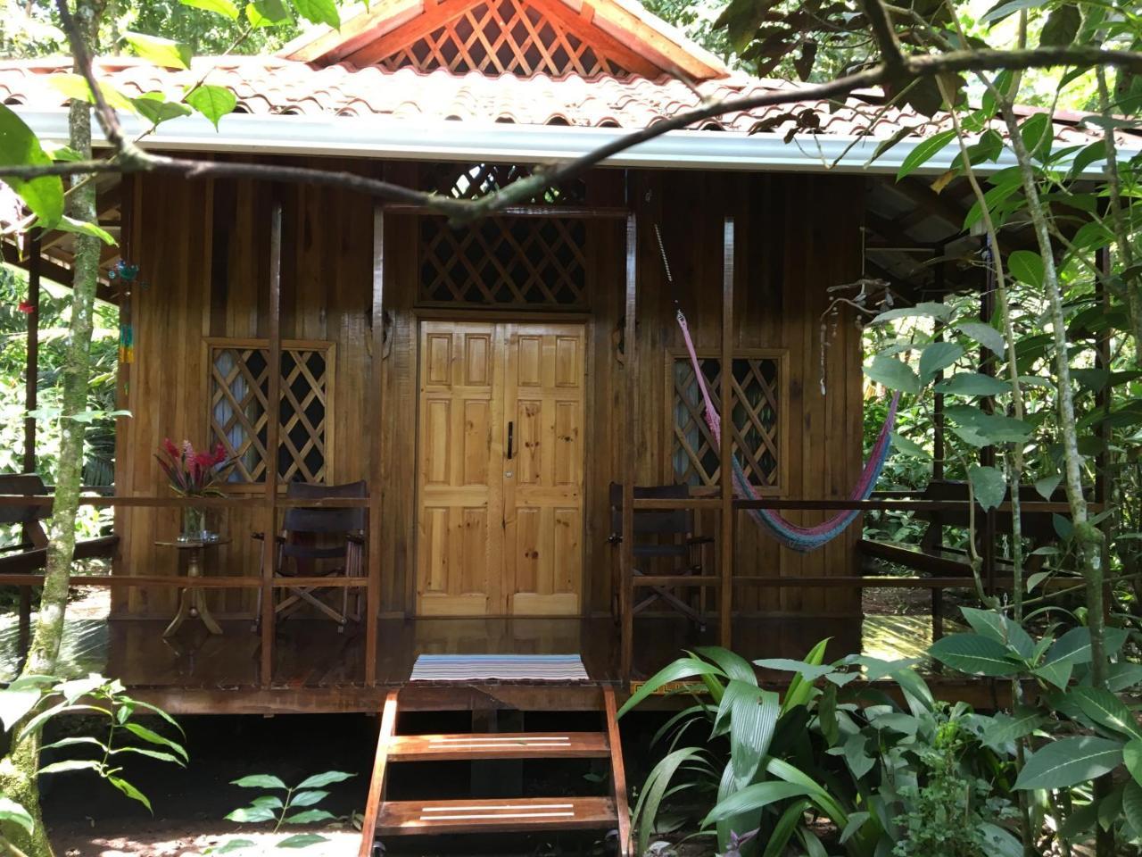 Coral Hill Bungalows Cahuita Extérieur photo